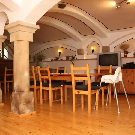 Dobrahof - 1&2 Apartment