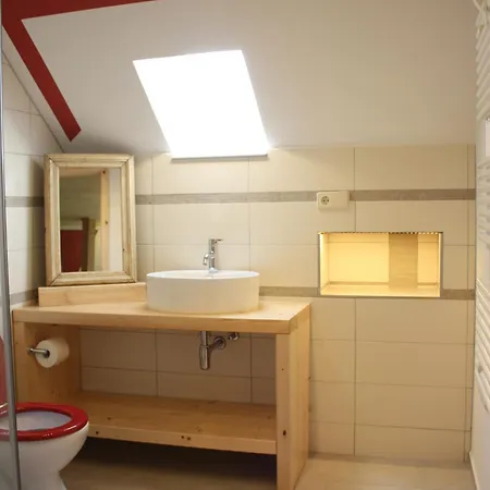 Dobrahof - 1&2 *